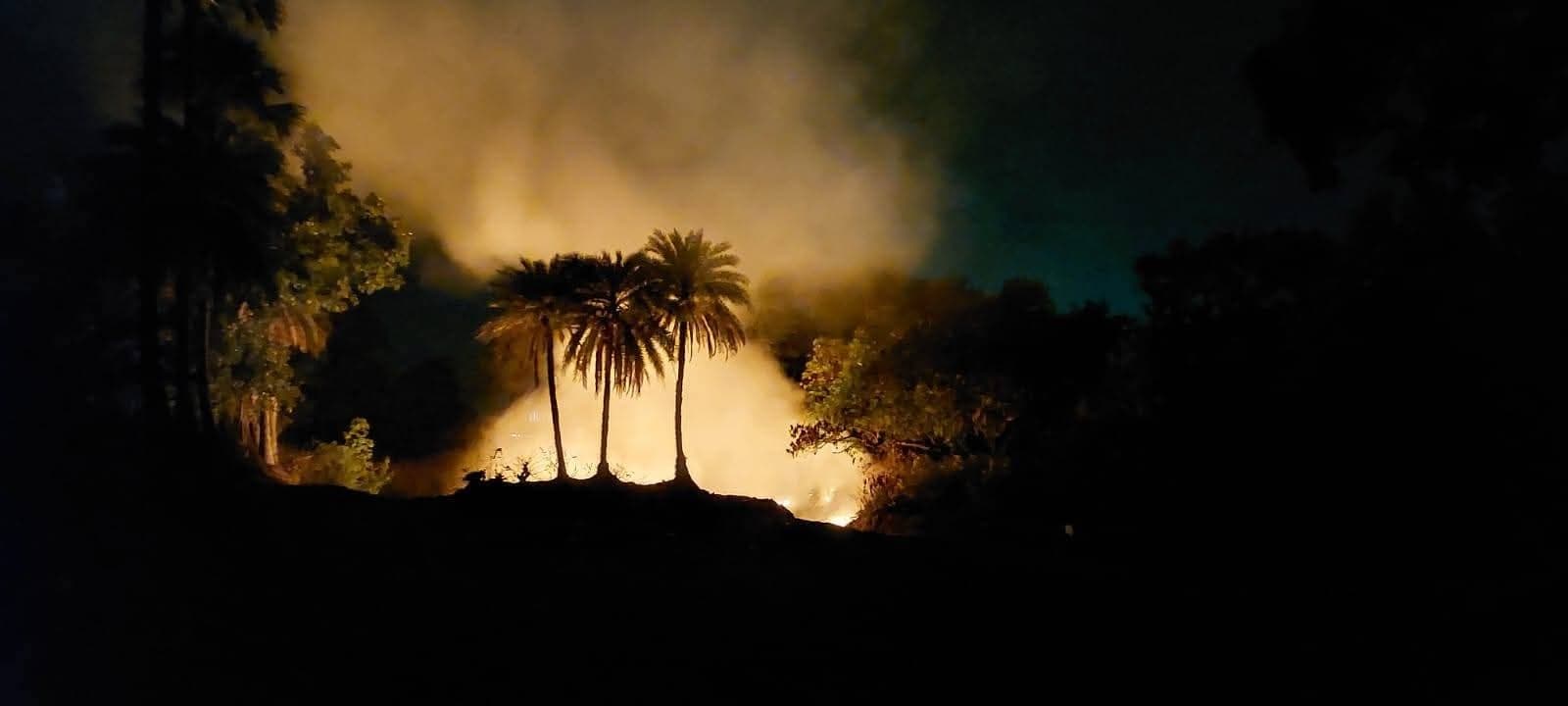 कचरा डंपिंग जोन में लगी आग से फैला जहरीला धुआं