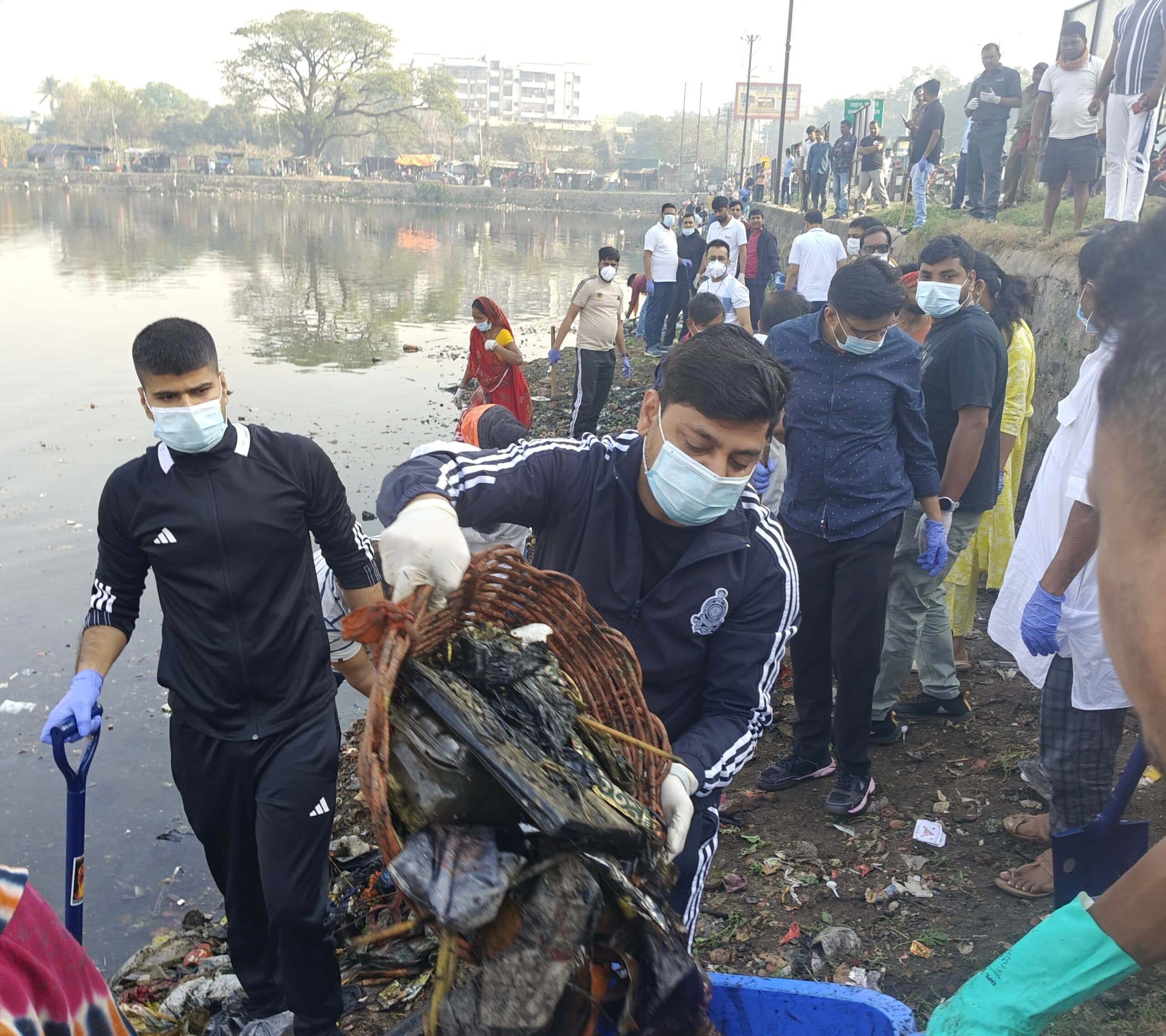 Dhanbad News: स्वच्छता व पर्यावरण संरक्षण का दिया संदेश