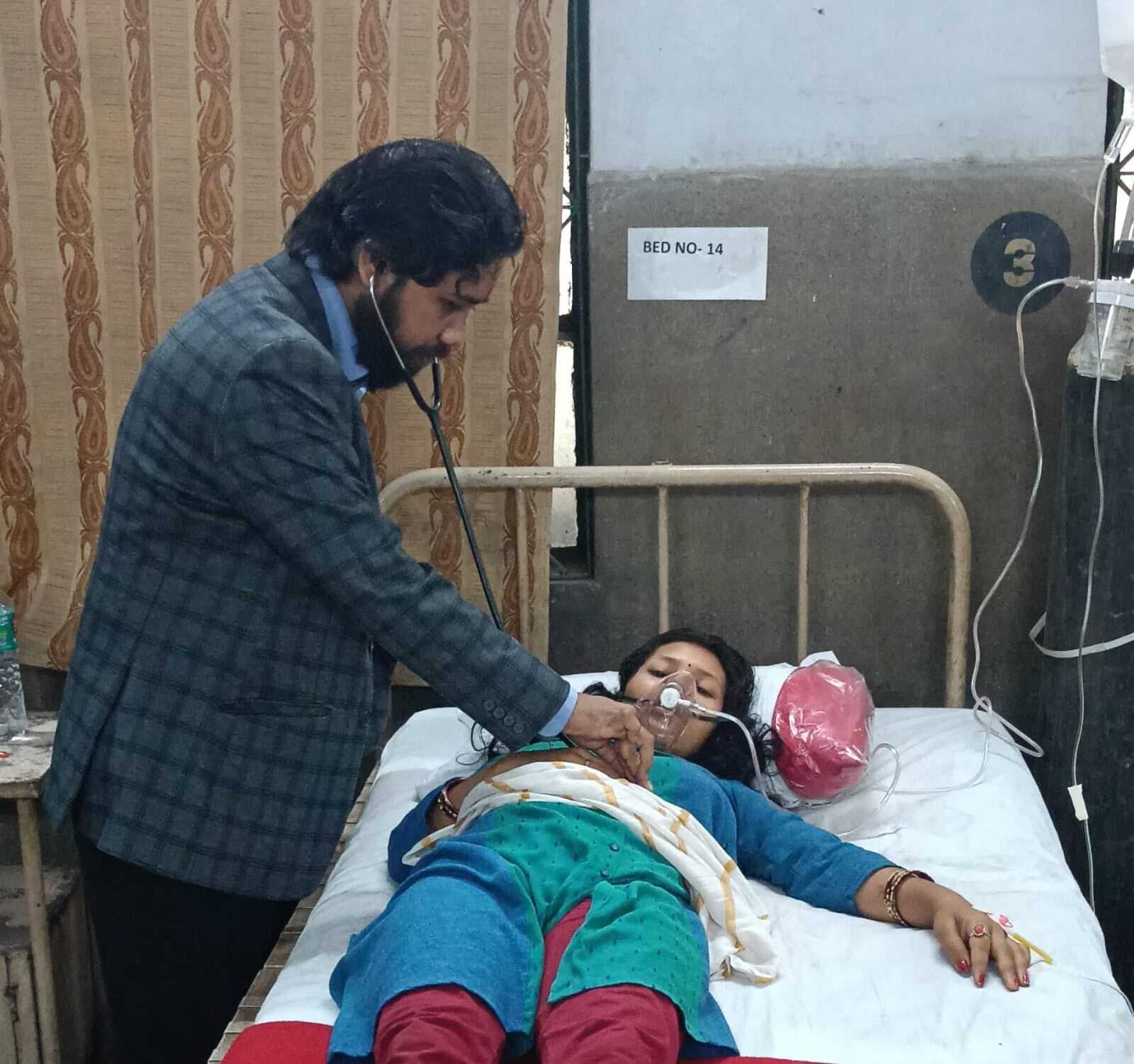 Dhanbad News: केंदुआडीह गैस प्रभावित क्षेत्र में महिला हुईं बेहोश