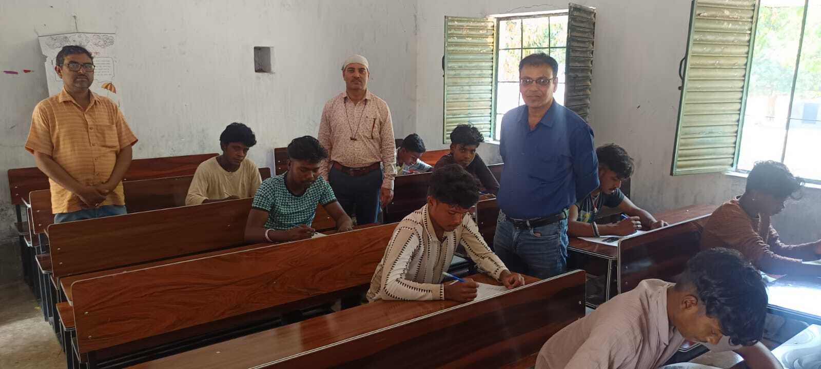 उल्लास नव भारत साक्षरता कार्यक्रम के तहत बुनियादी संख्यात्मक जांच परीक्षा आयोजित