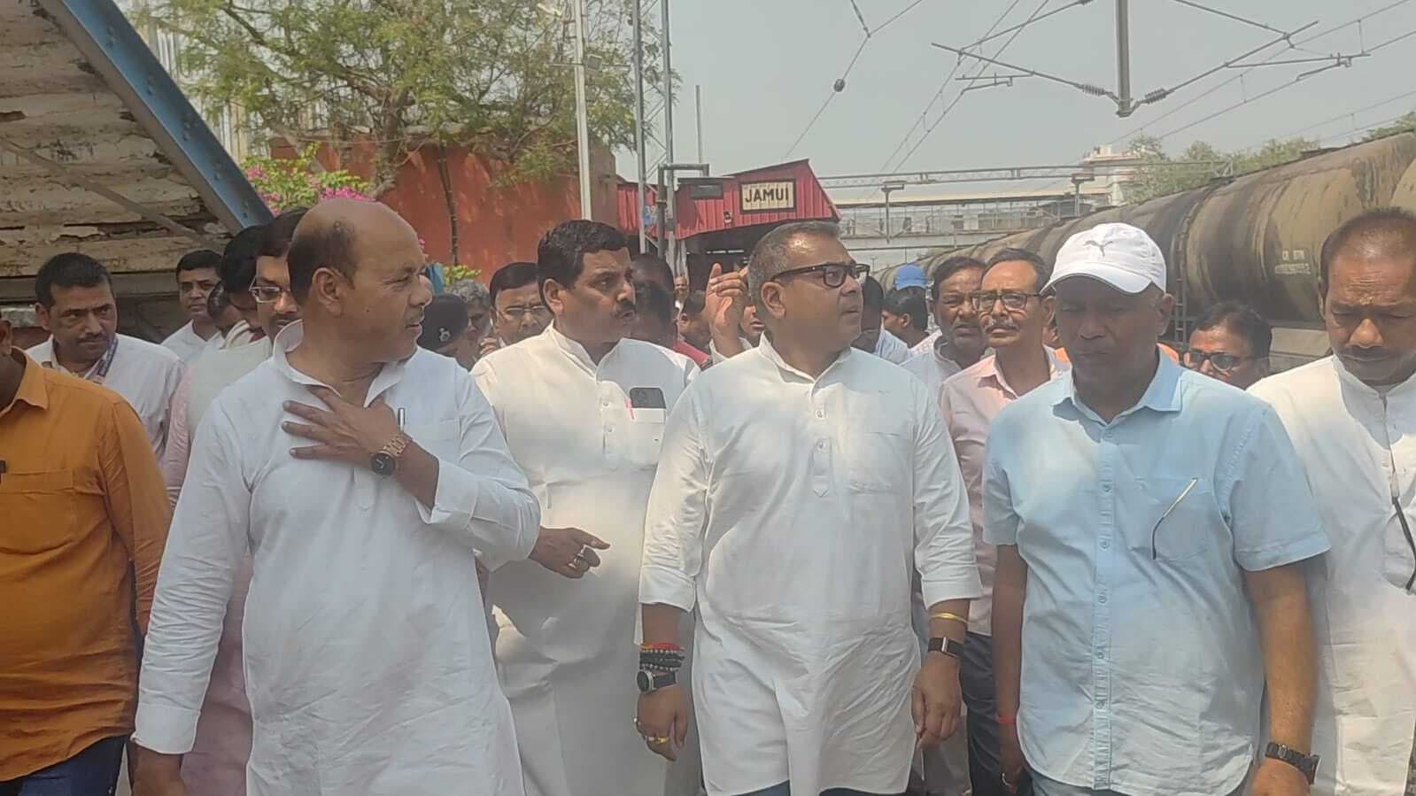 जमुई स्टेशन पर कमियों को दूर करने के लिए करेंगे पहल : सांसद