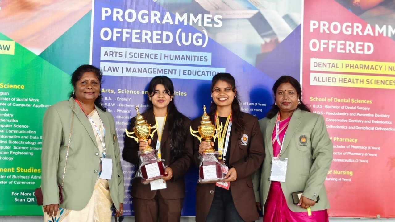 Giridih News :सरिया कॉलेज की प्रेरणा व आरके महिला कॉलेज की रूपा ने पाया तृतीय स्थान