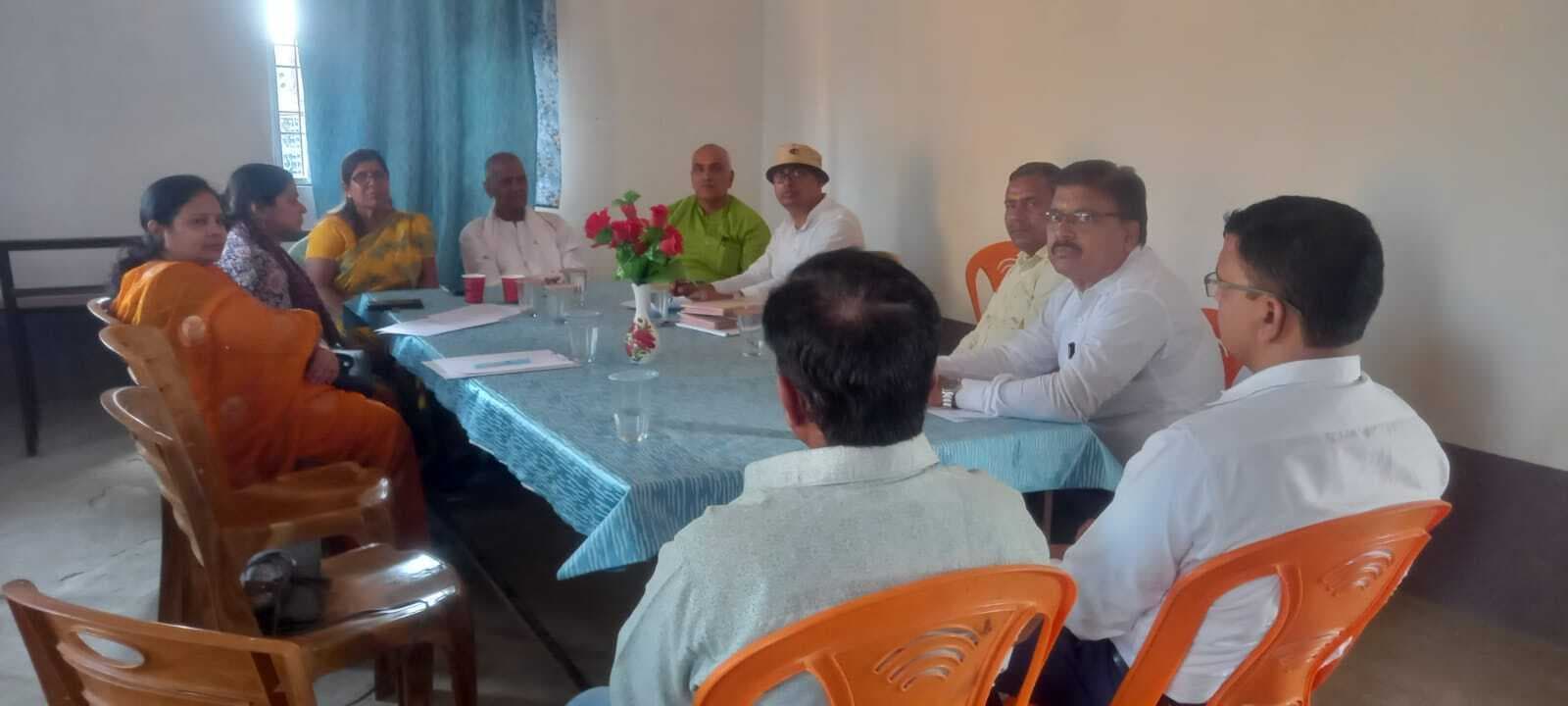 मानस सरस्वती विद्या मंदिर में प्रबंधकारिणी समिति की हुई बैठक