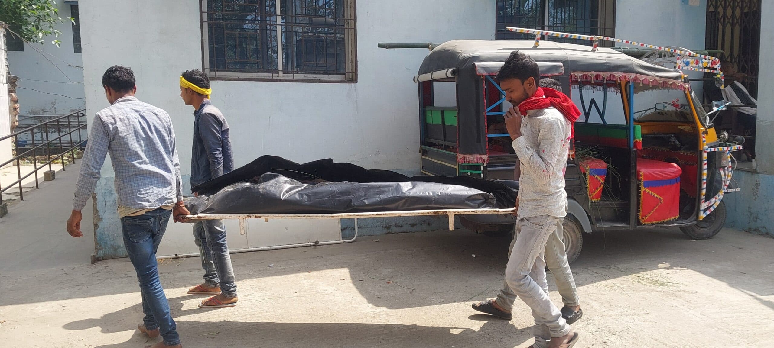 छोटे की पिटाई से बड़ा भाई घायल, 15 दिन इलाज के बाद मौत