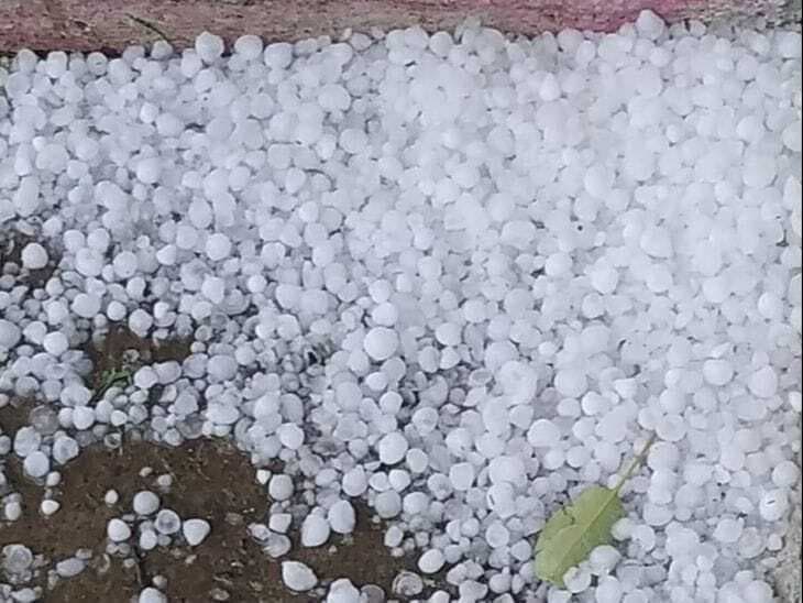 तेज आंधी व ओलावृष्टि से जनजीवन अस्त-व्यस्त, मक्के की फसल को भारी नुकसान