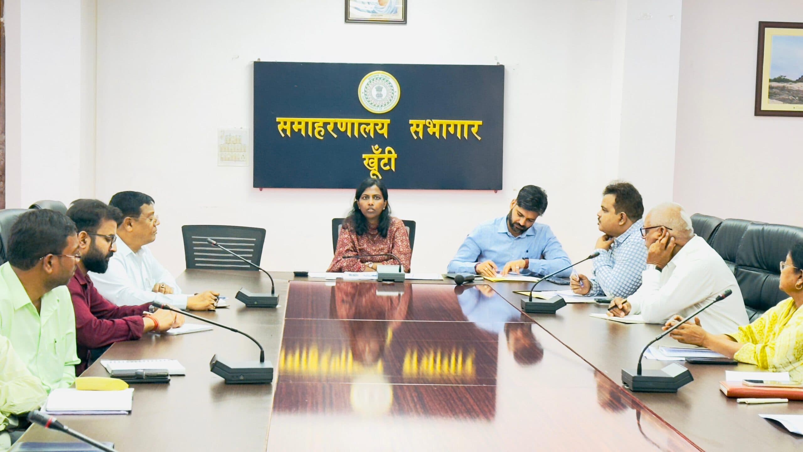 उपायुक्त ने जल महोत्सव पखवाड़ा की समीक्षा की