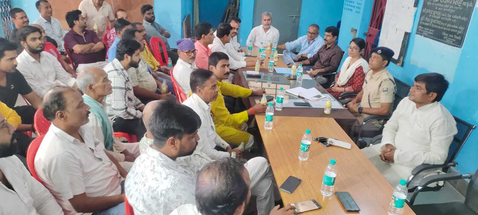 ईद व रामनवमी सौहार्दपूर्ण वातावरण में मनायें – बीडीओ