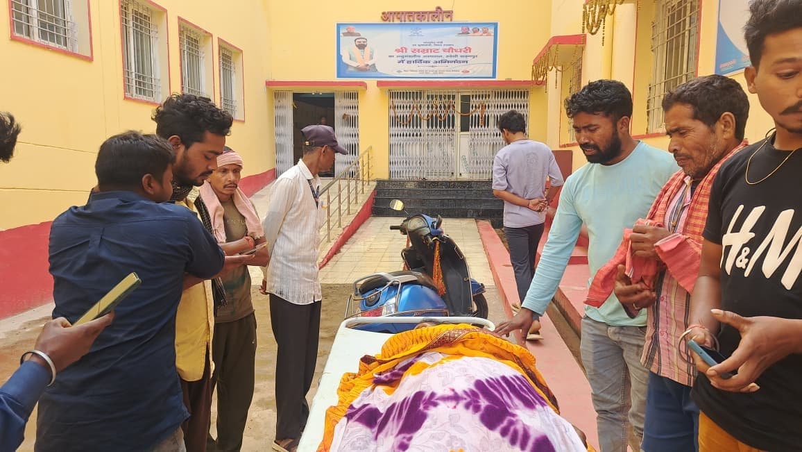 अनियंत्रित ट्रक की टक्कर से बाइक सवार महिला की मौत, ट्रक लेकर चालक फरार