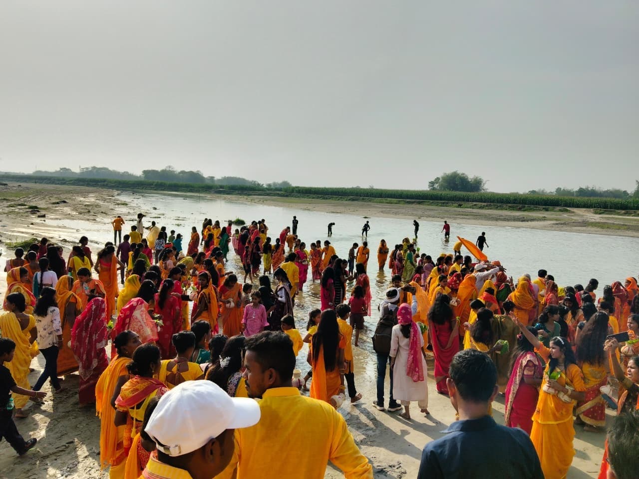 महा रूद्र यज्ञ को लेकर भव्य कलश शोभायात्रा निकाली गयी