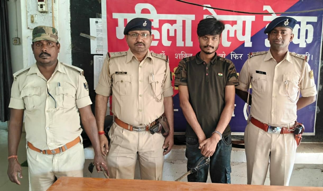 चोरी की बाइक के साथ युवक गिरफ्तार