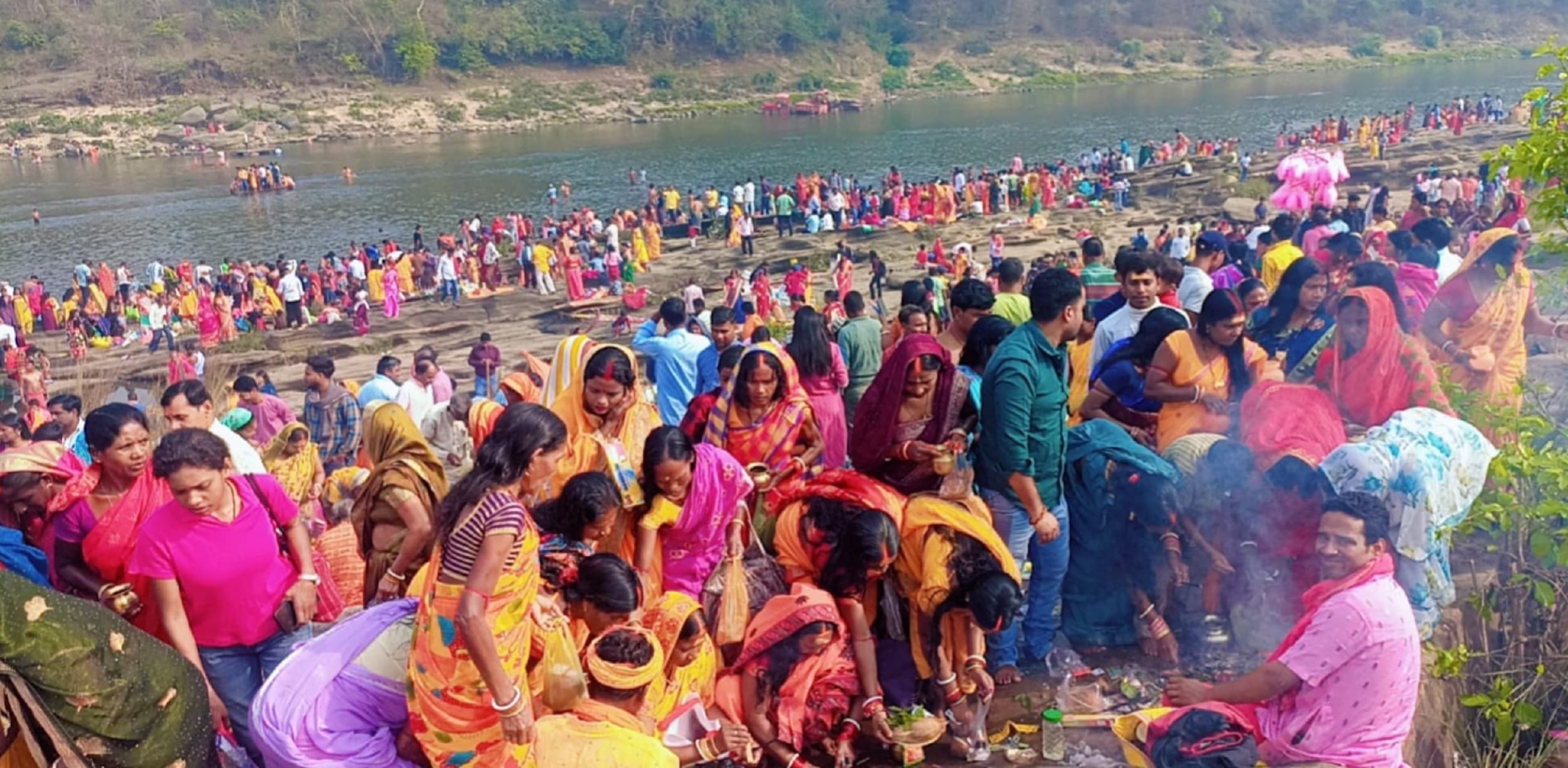 Bokaro News : बारूनी मेला में उमड़ी भीड़