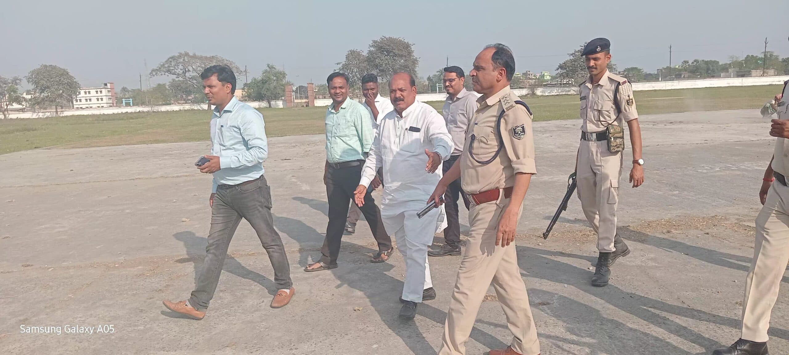 एसडीओ ने ईदगाह का किया निरीक्षण