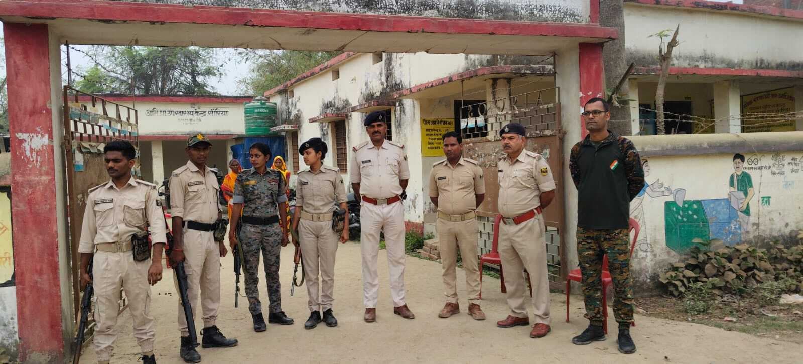 पैक्स चुनाव: तीन मतदान केंद्र पर 1115 मतदाताओं ने डाले वोट