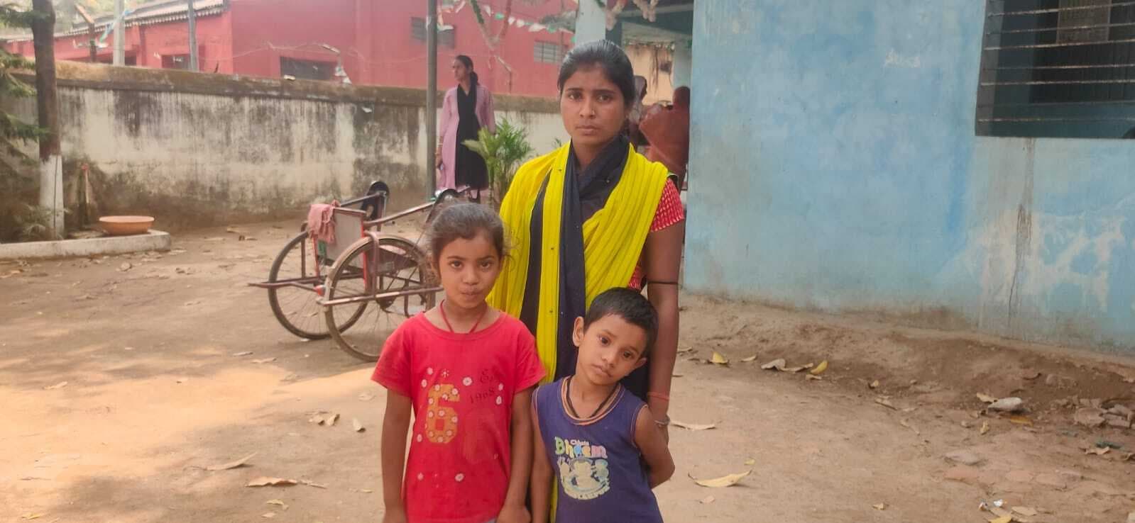 युवक ने दूसरी शादी कर पहली पत्नी को पीटकर घर से निकाला