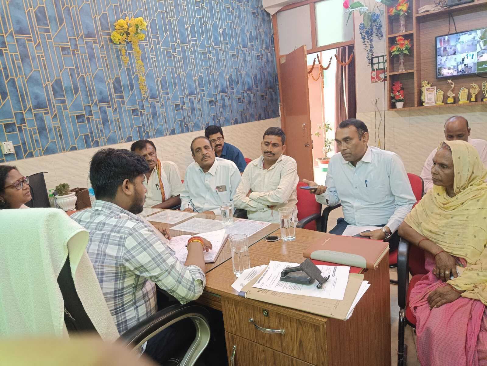 रोगी कल्याण समिति की बैठक में अस्पताल सुधार पर चर्चा