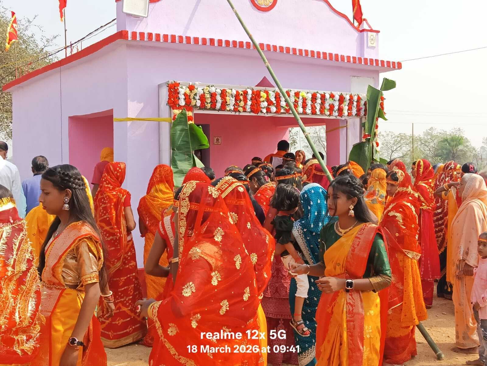 प्राण-प्रतिष्ठा के लिए निकाली गयी कलश शोभा यात्रा