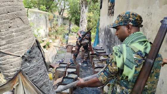 पुलिस ने 100 लीटर महुआ शराब और 800 किलोग्राम जावा महुआ किया नष्ट, दो गिरफ्तार