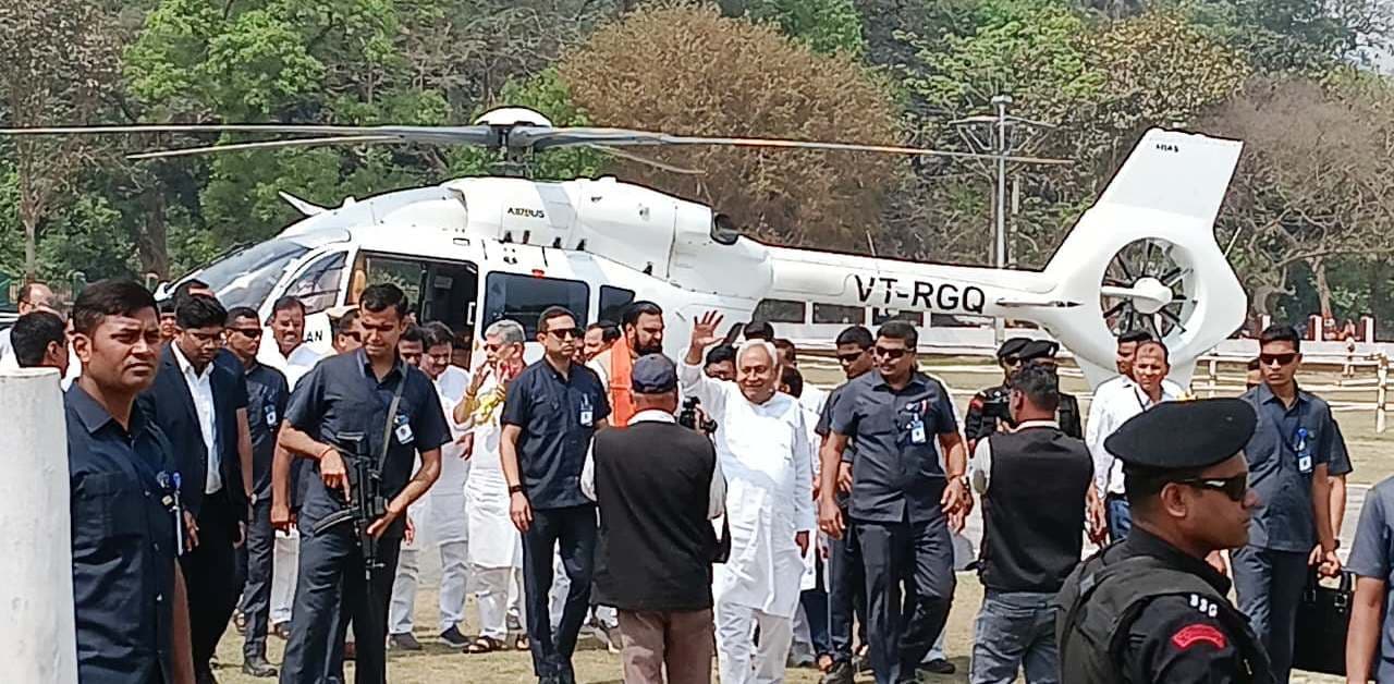 मुख्यमंत्री का मुंगेर में भव्य स्वागत, कार्यकर्ताओं में दिखा उत्साह