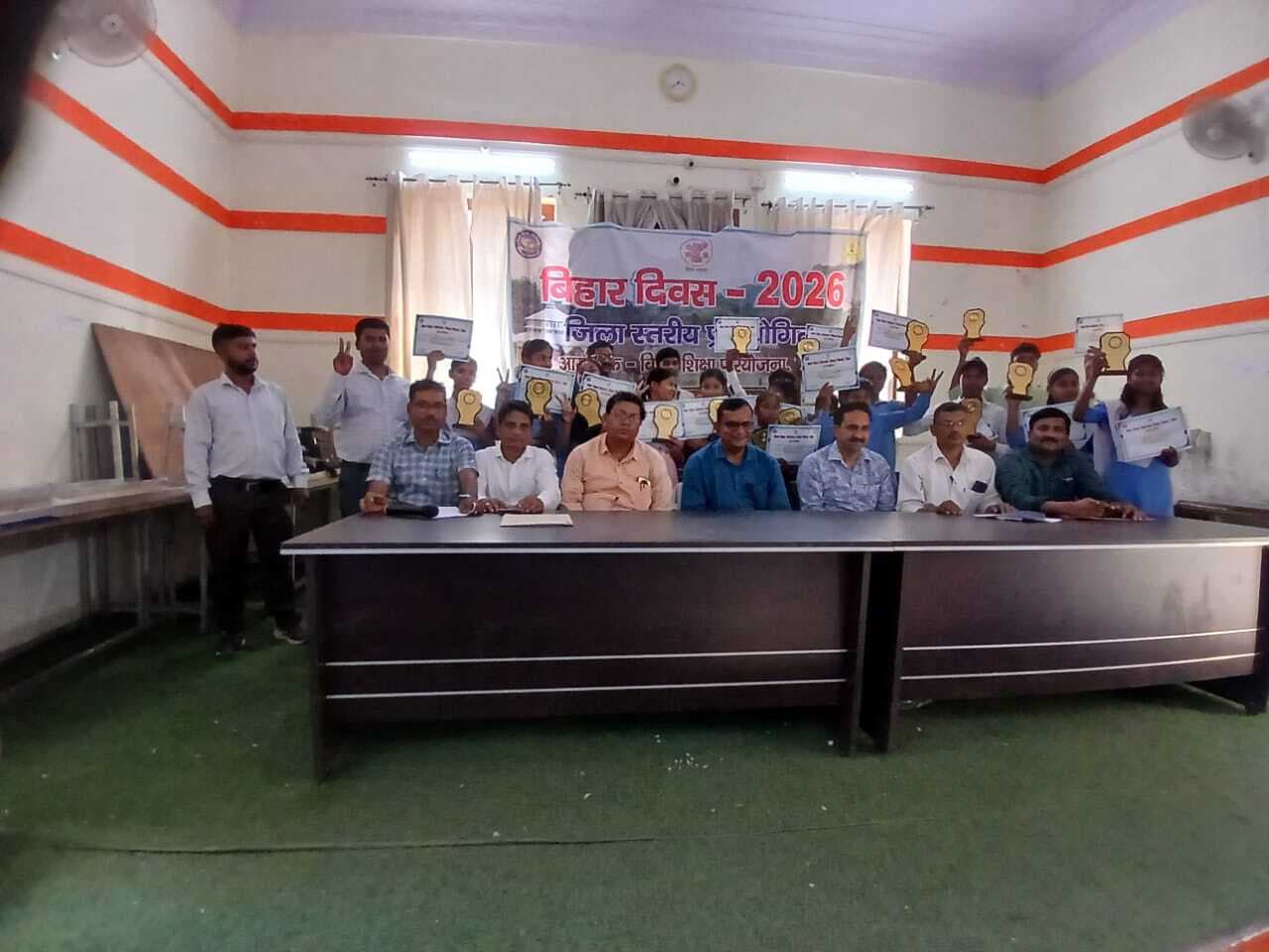 प्रतियोगिताओं में सफल प्रतिभागियों को किया सम्मानित