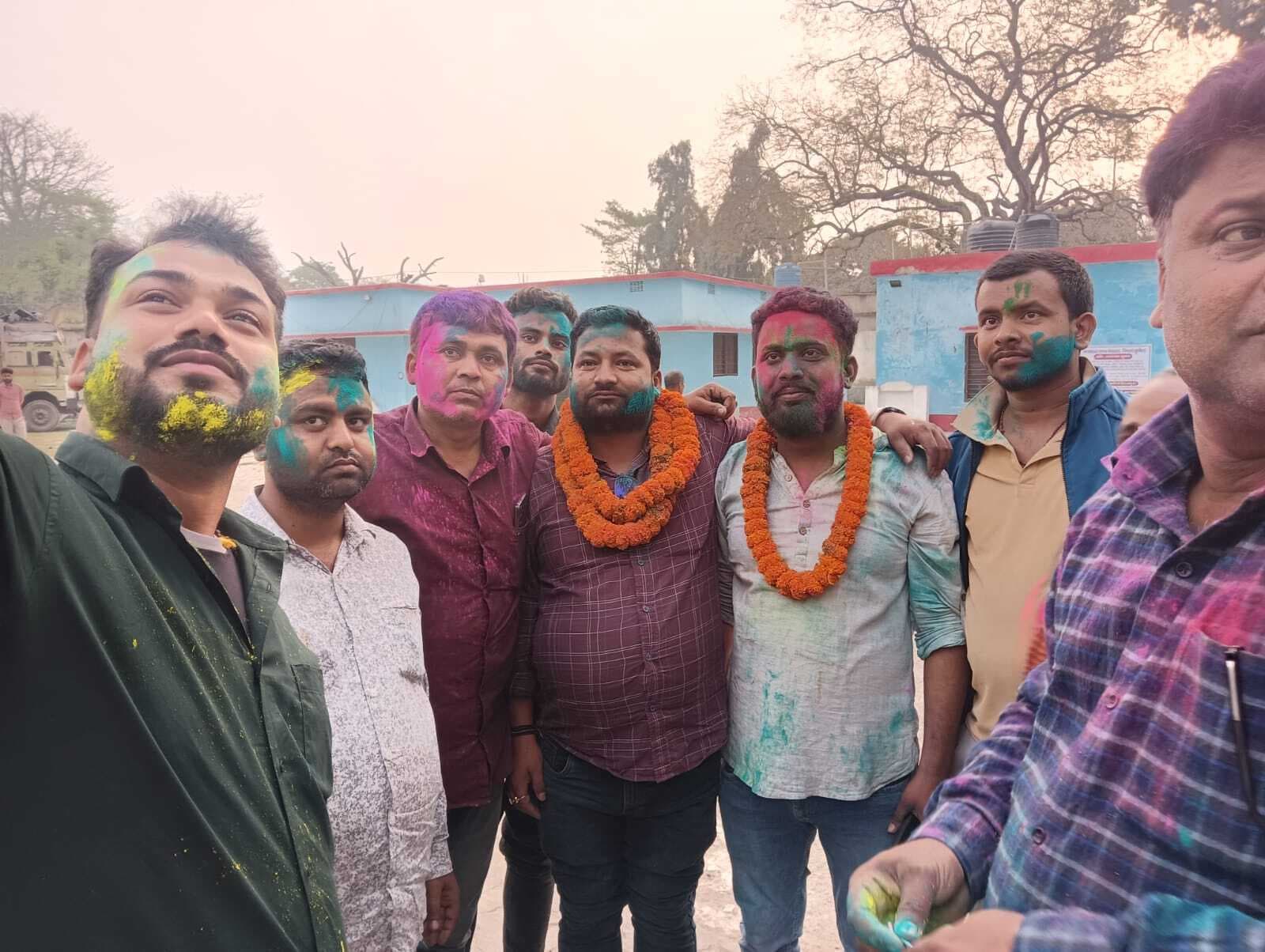 दो पैक्स अध्यक्षों ने लगातार दर्ज की जीत, एक की गयी कुर्सी