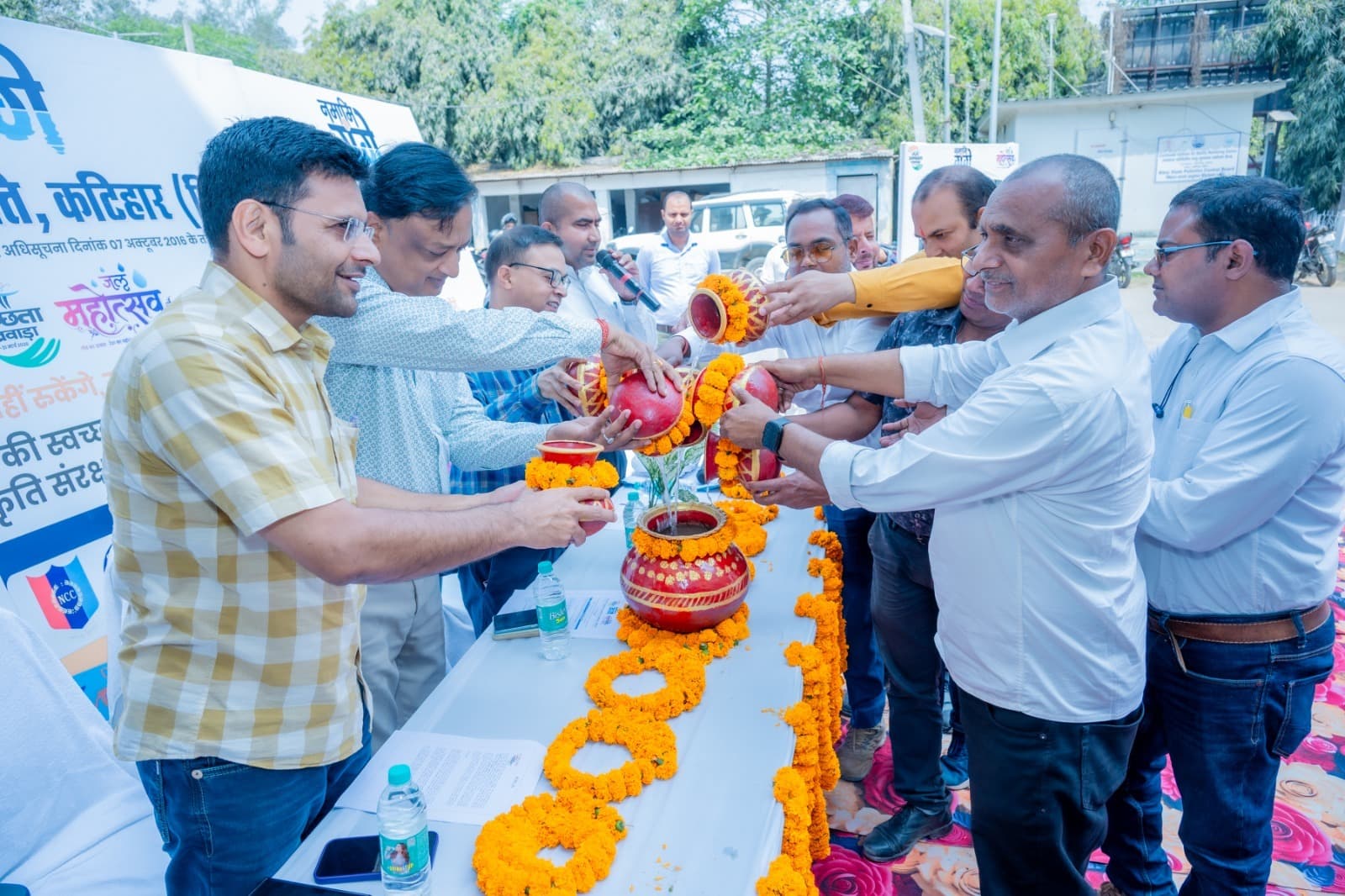 वर्षा जल संचयन व स्थानीय जलस्रोतों के संरक्षण का आह्वान