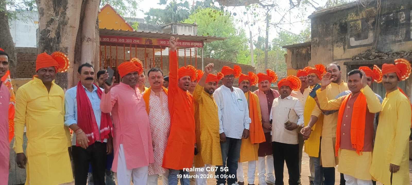 धर्म ध्वज हाथ में लिये भारतीय नववर्ष संवत् 2083 का किया स्वागत