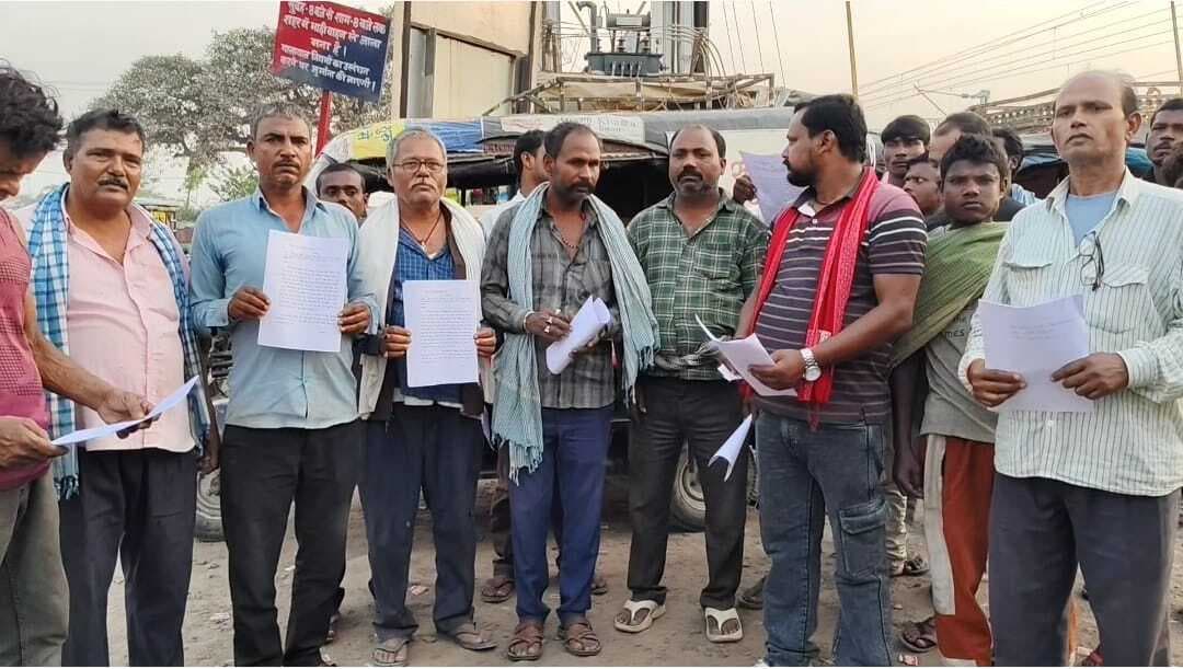 ठेकेदार पुत्र पर चालकों से मारपीट व अवैध वसूली का आरोप