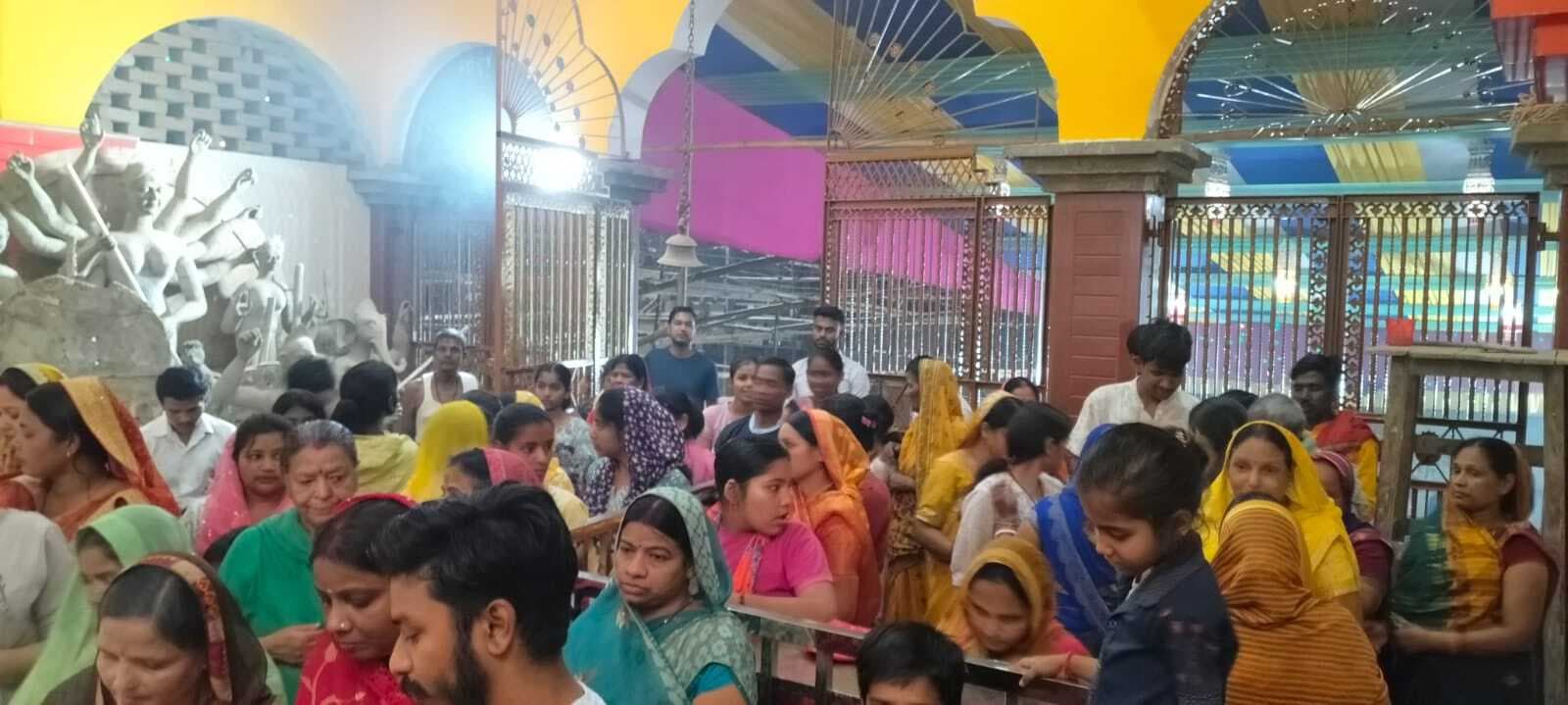 दुर्गा सप्तशती के पवित्र श्लोकों से गुंजायमान हुआ शहर, मां ब्रह्मचारिणी की हुई पूजा