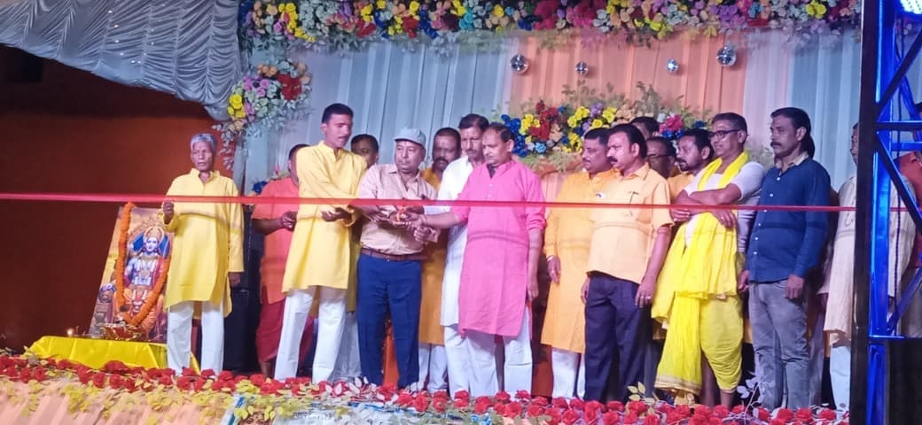 श्रीराम कथा महोत्सव में बह रही धार्मिक आस्था की बयार