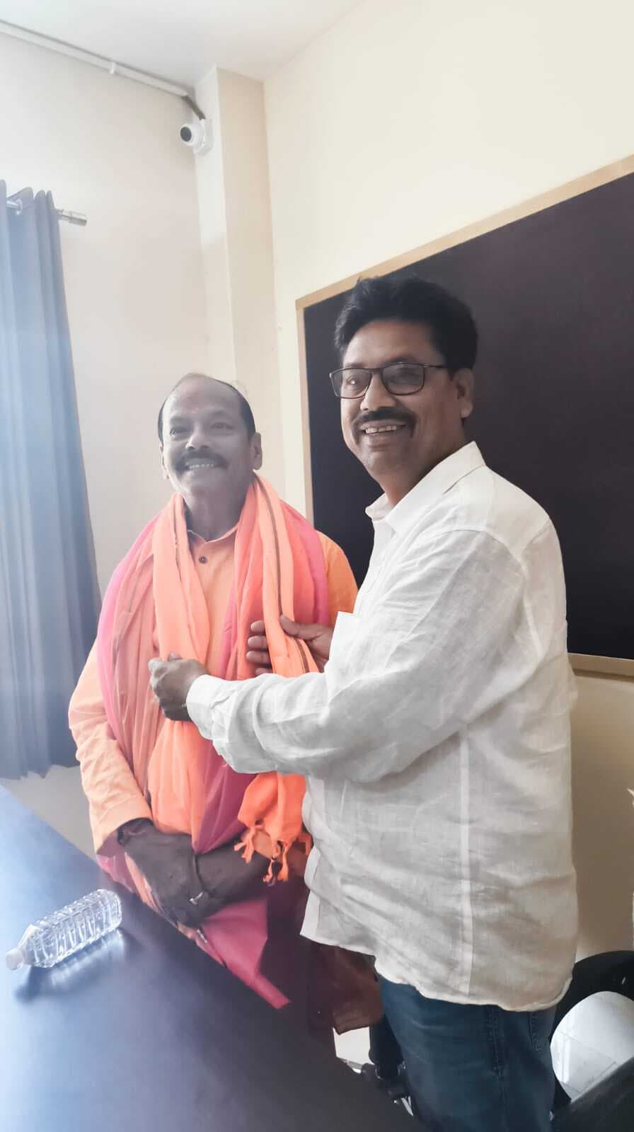 Deoghar News : झारखंड में विकास नहीं, भ्रष्टाचार चरम पर : रघुवर दास