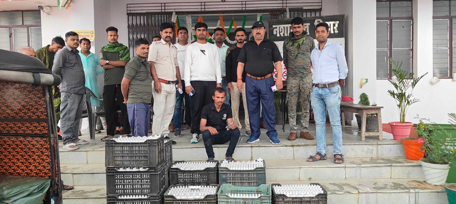 ऑटो से 200 लीटर स्प्रिट बरामद, चालक गिरफ्तार