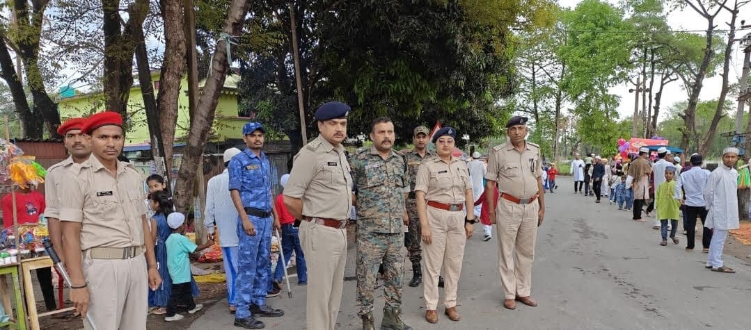 जिले में ईद पर्व शांतिपूर्वक संपन्न, मस्जिदों व ईदगाहों में पढ़ी गई नमाज