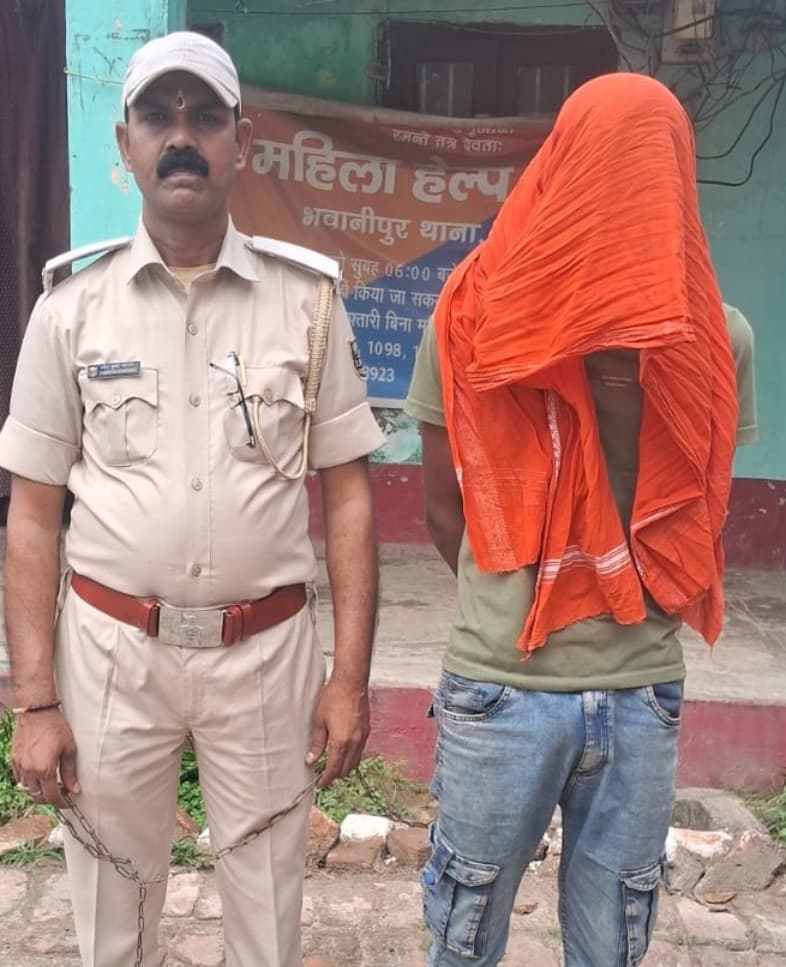 200 ग्राम गांजा के साथ दुकानदार गिरफ्तार