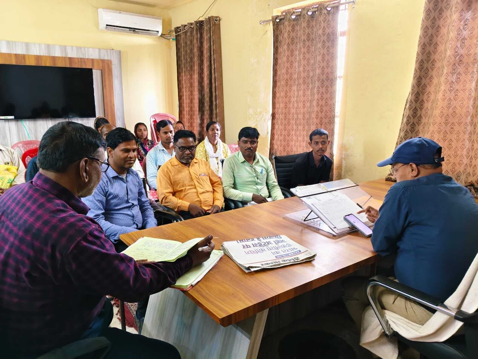 कार्य में किसी प्रकार की लापरवाही नहीं हो: बीडीओ