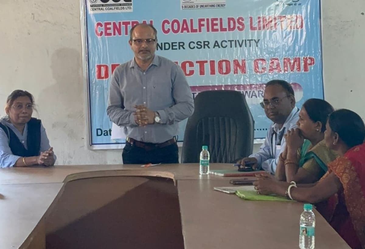 बचरा में नशा पीड़ित लोगों का हुआ इलाज