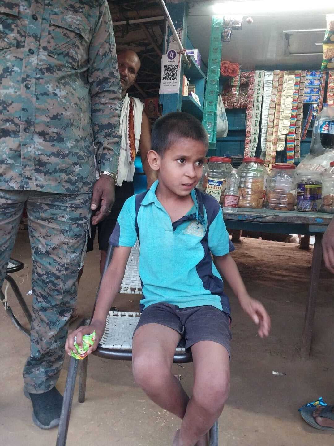 लावारिस हालत में मिला आठ वर्षीय बालक, पुलिस ने संरक्षण में लिया