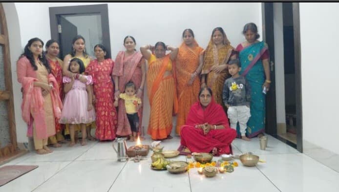 Giridih News :खरना संपन्न, व्रतियों का निर्जला उपवास शुरू