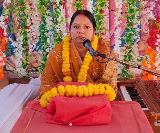 भगवान श्रीकृष्ण ने गोवर्धन पर्वत को सात दिन-रात अंगुली पर धारण कर इंद्रदेव का अहंकार किया समाप्त : आराध्या पांडे