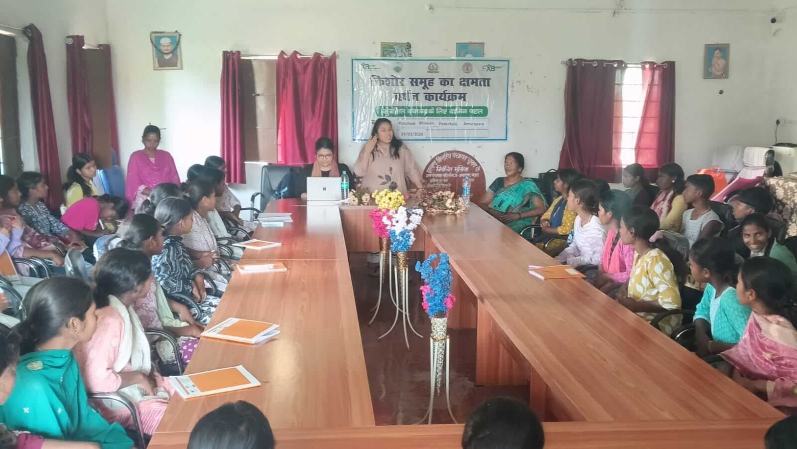 सुरक्षित बचपन के लिए किशोरियों का किया गया क्षमतावर्धन