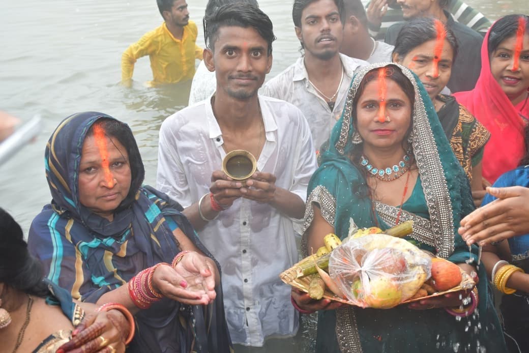 हर्षोल्लास के साथ मनाया गया चैती छठ