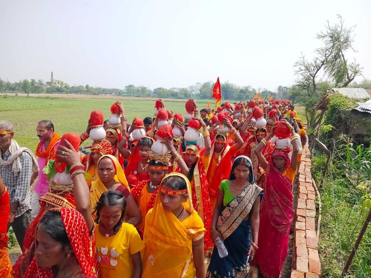 कलश शोभायात्रा के साथ शुरू हुआ महावीर मंदिर में प्राण-प्रतिष्ठा