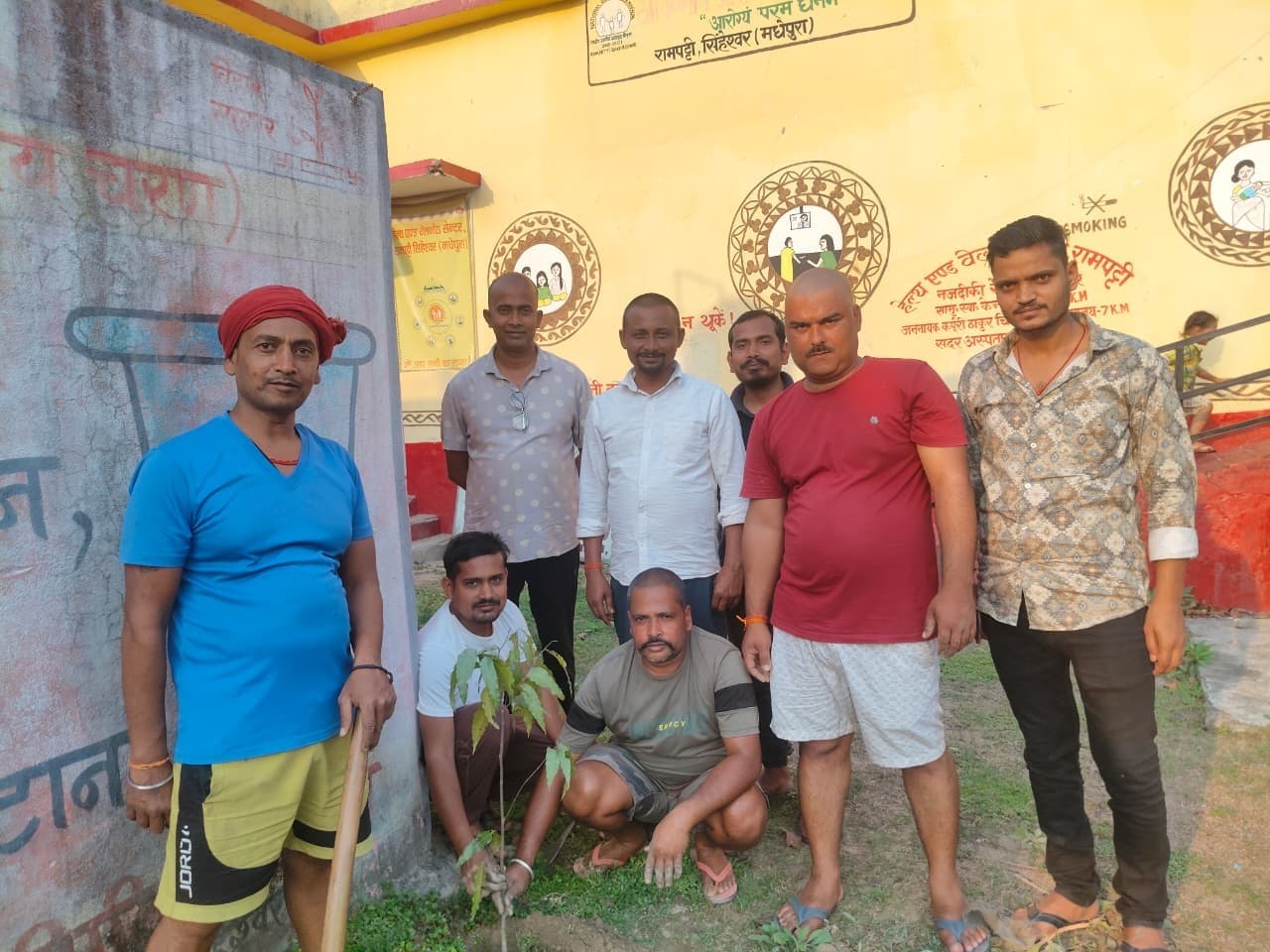 श्रृंगी ऋषि सेवा फाउंडेशन के सदस्यों ने किया पौधरोपण