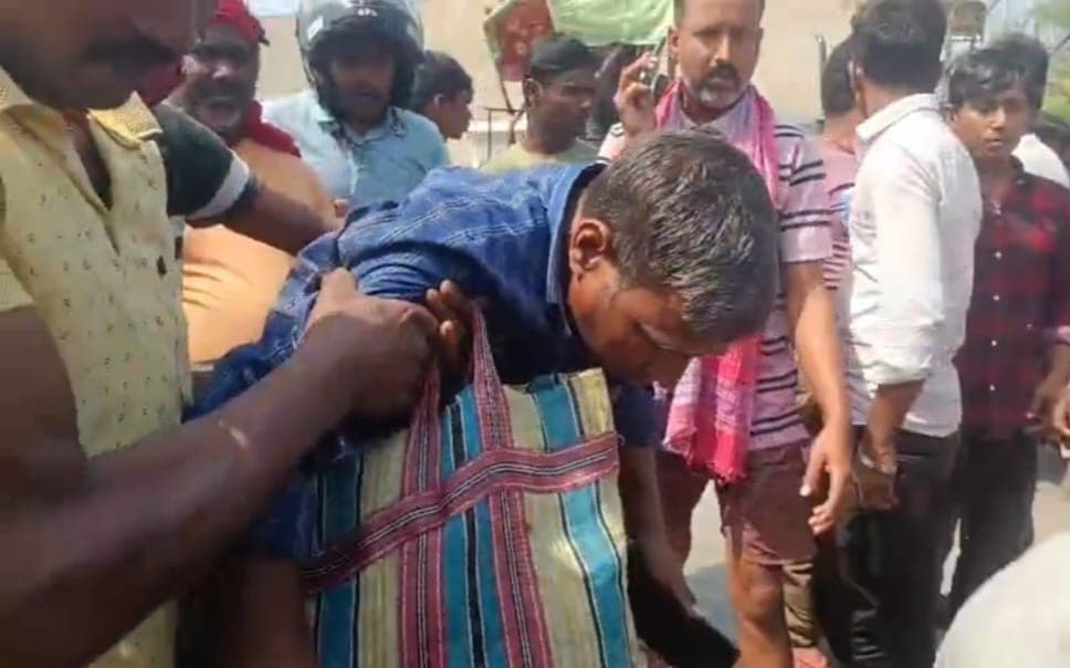 स्कार्पियो टक्कर से टोटो सवार घायल