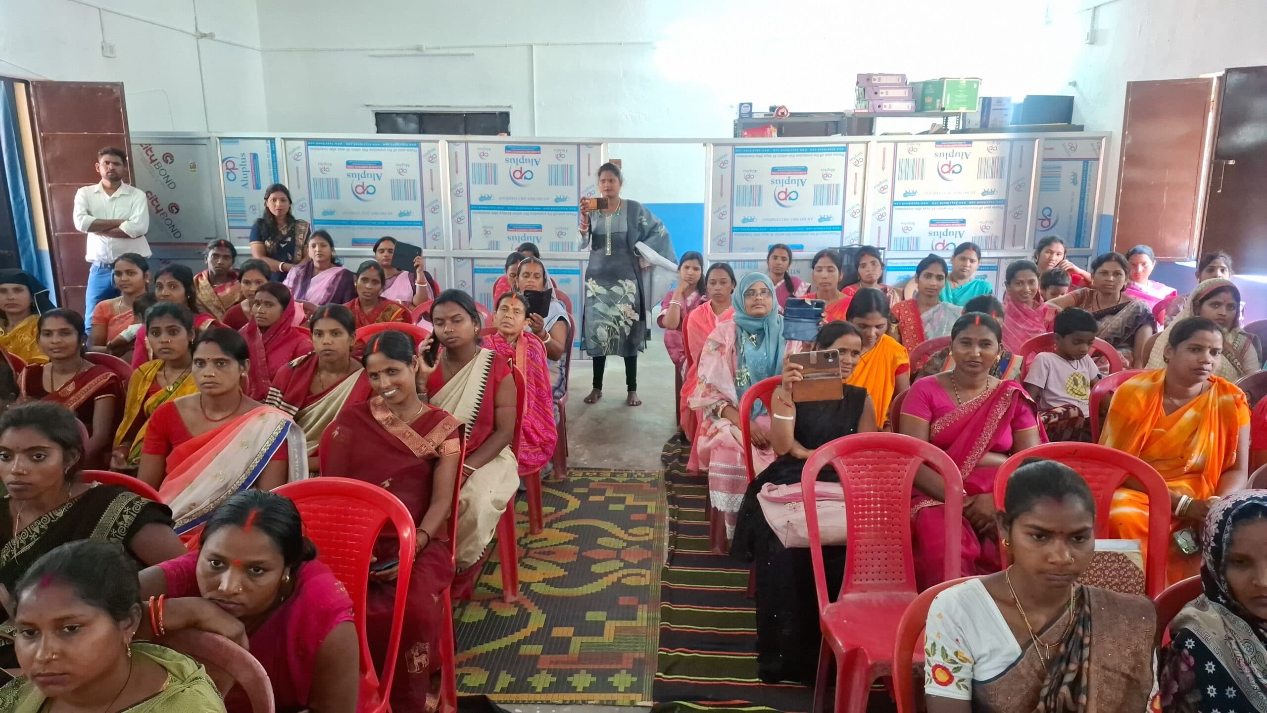 Giridh News :जेएसएलपीएस कार्यालय में जेंडर रिसोर्स सेंटर की शुरुआत