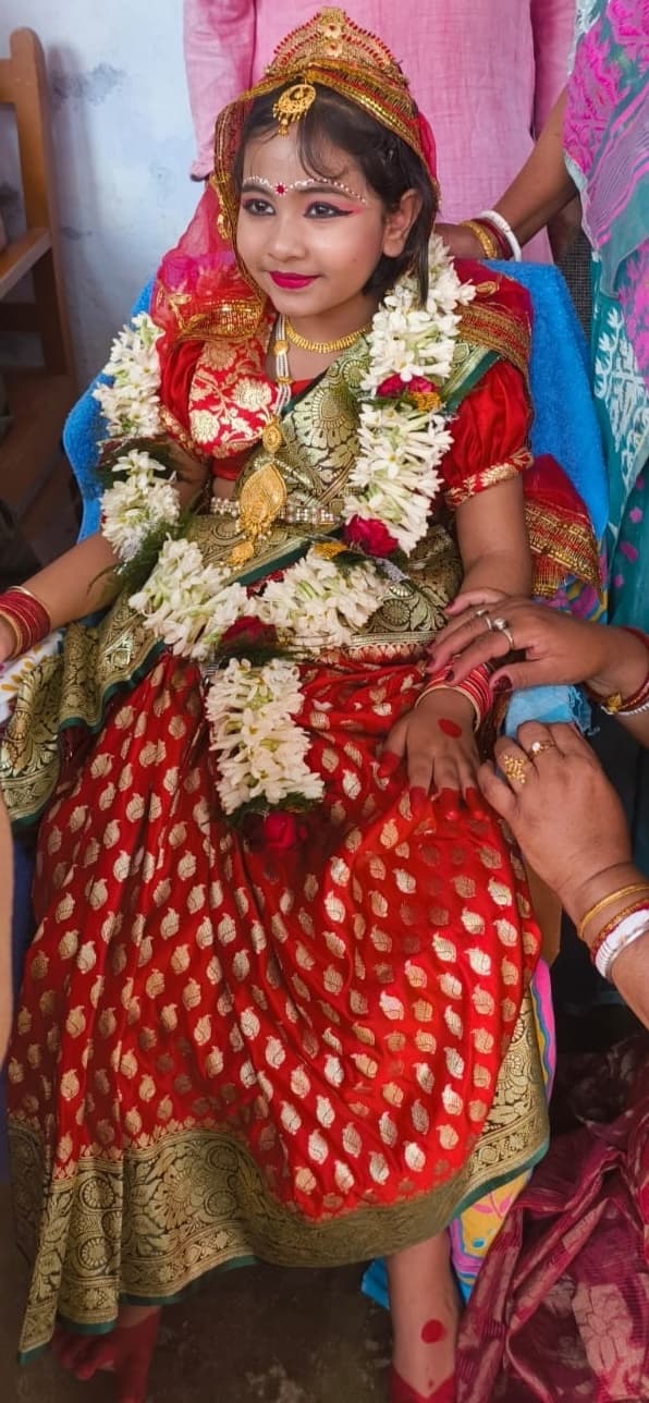 चैत्र नवरात्र में कन्या पूजन कर मांगी गयीं मन्नतें