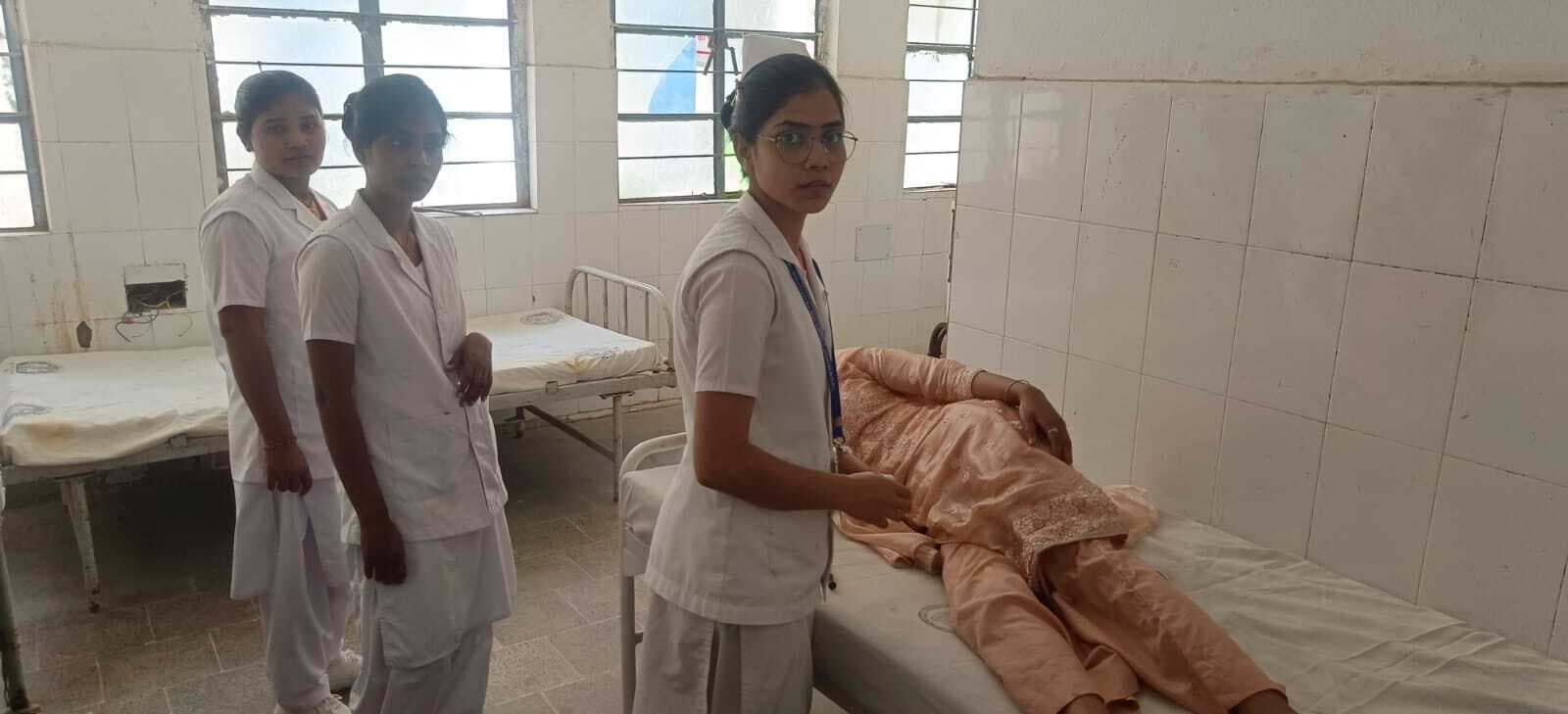 उर्स मेले से लौट रहा महिलाओं से भरा टोटो पलटा, पांच घायल