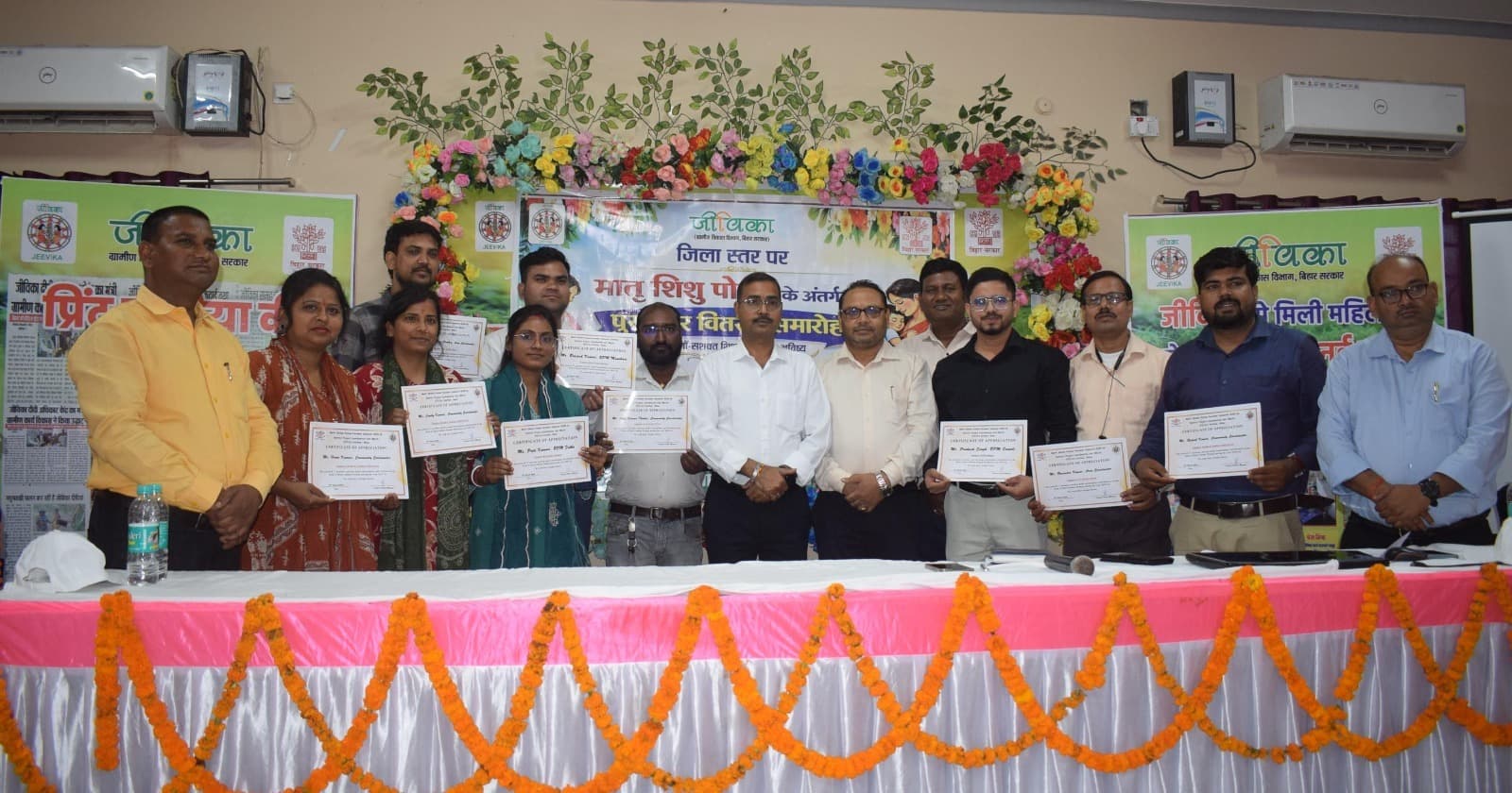 समारोह में मातृ व शिशु पोषण के क्षेत्र में उत्कृष्ट कार्य करने वाले सम्मानित