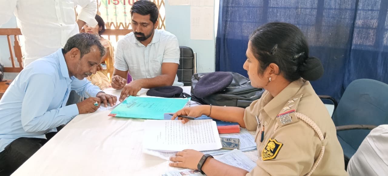 मोकरी गांव में गैस वेंडर के साथ मारपीट