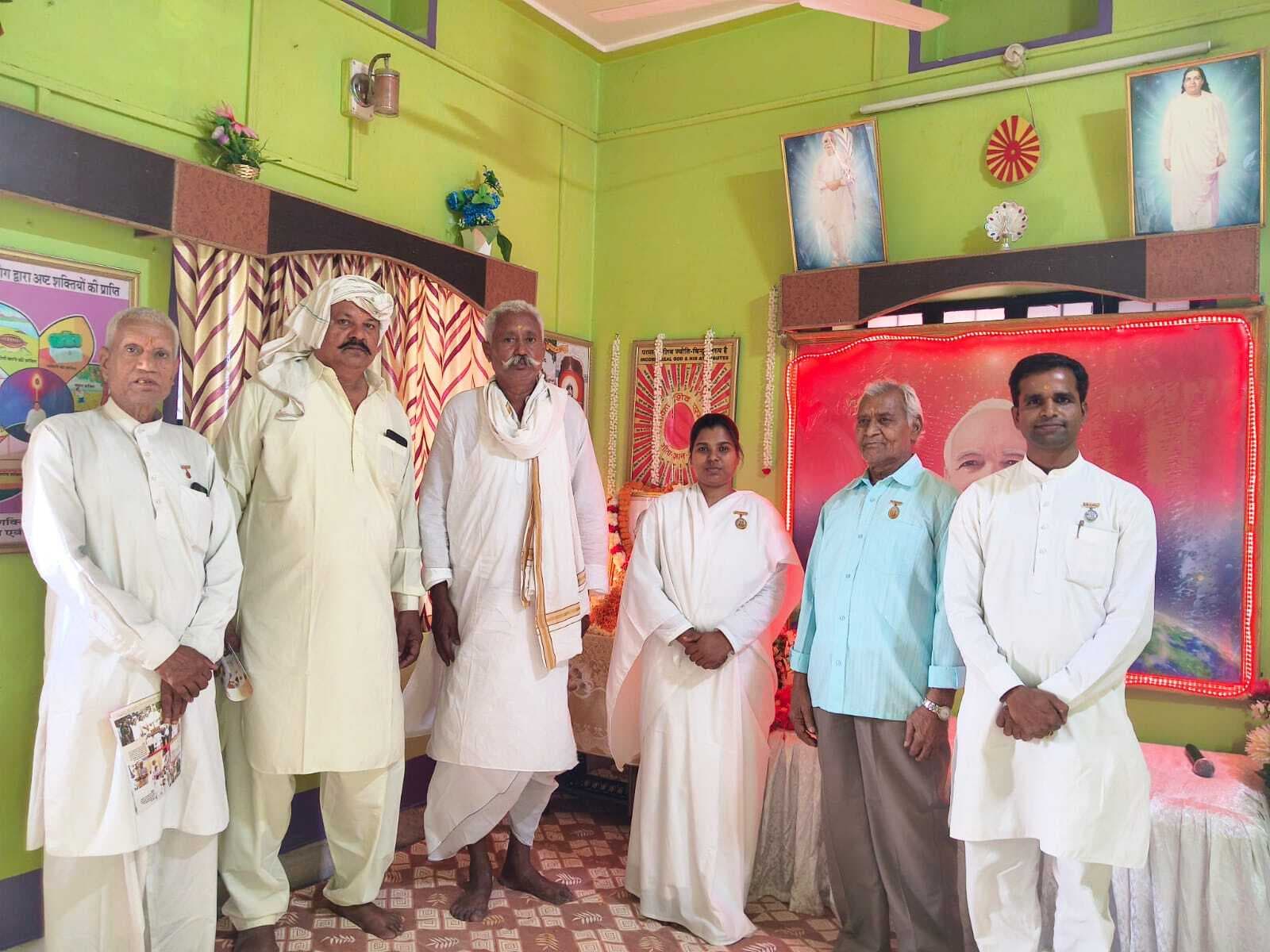 दादी का जीवन सच्चाई, स्वच्छता व सादगी का है उदाहरण