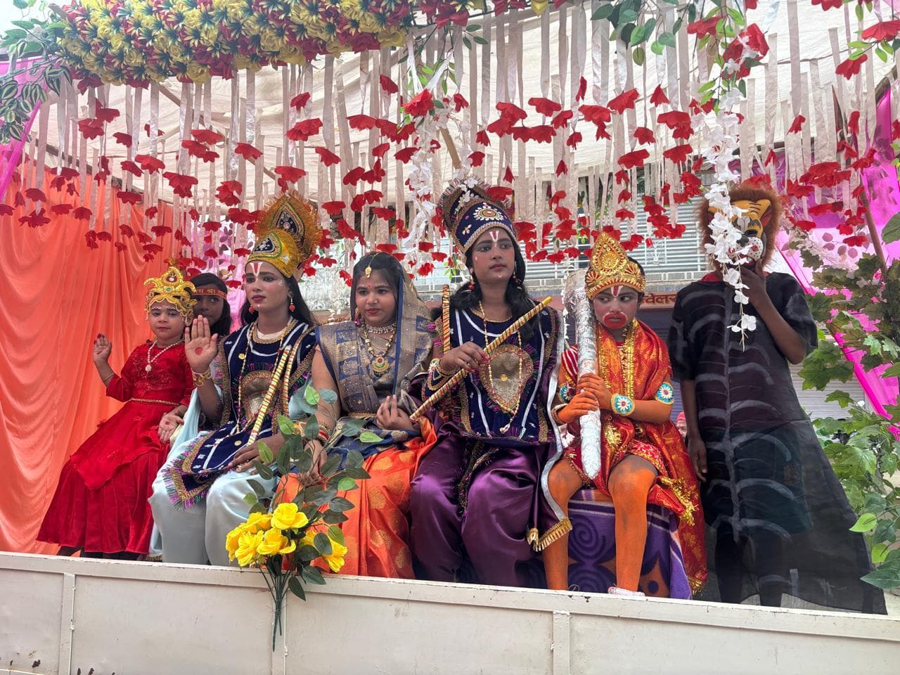 Giridih News :जय श्रीराम के जयकारा से गूंजे ग्रामीण क्षेत्र